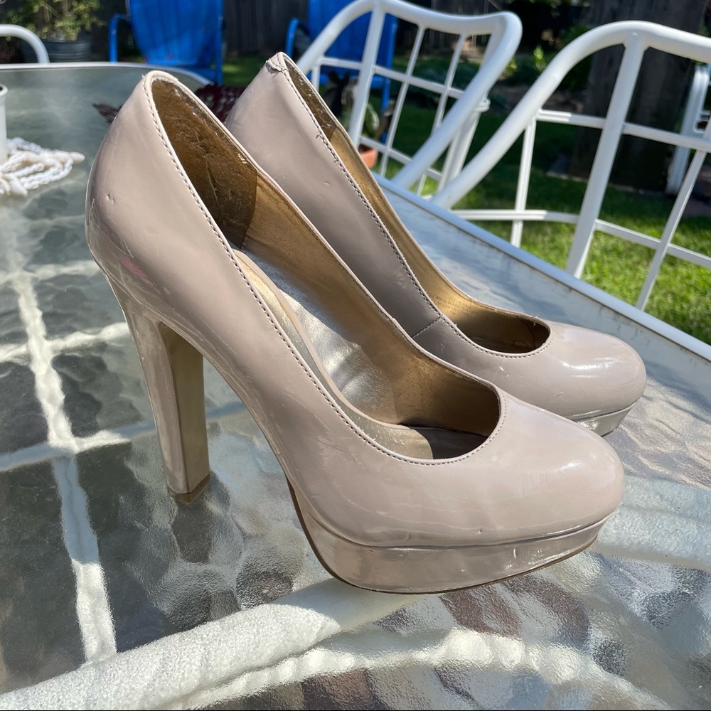 Nude Platform Pumps
